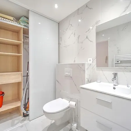 Mimosas Hyper Centre Studio Moderne Rue D'antibes 1 Mn By Olam Properties Cannes